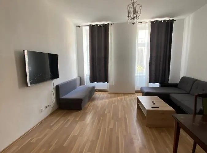Niceapartmenthollergasse 8